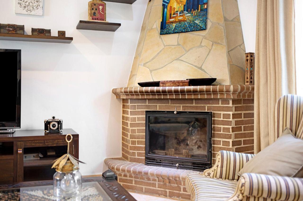 Villa Viruta El Bosque Luaran gambar